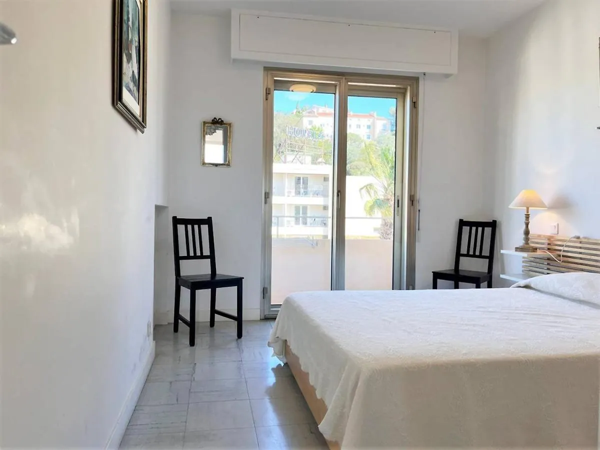 Appartement 2 Pieces, 4 Couchages, Climatise Avec Wi-Fi Et Garage - Le Lavandou - Fr-1-251-293