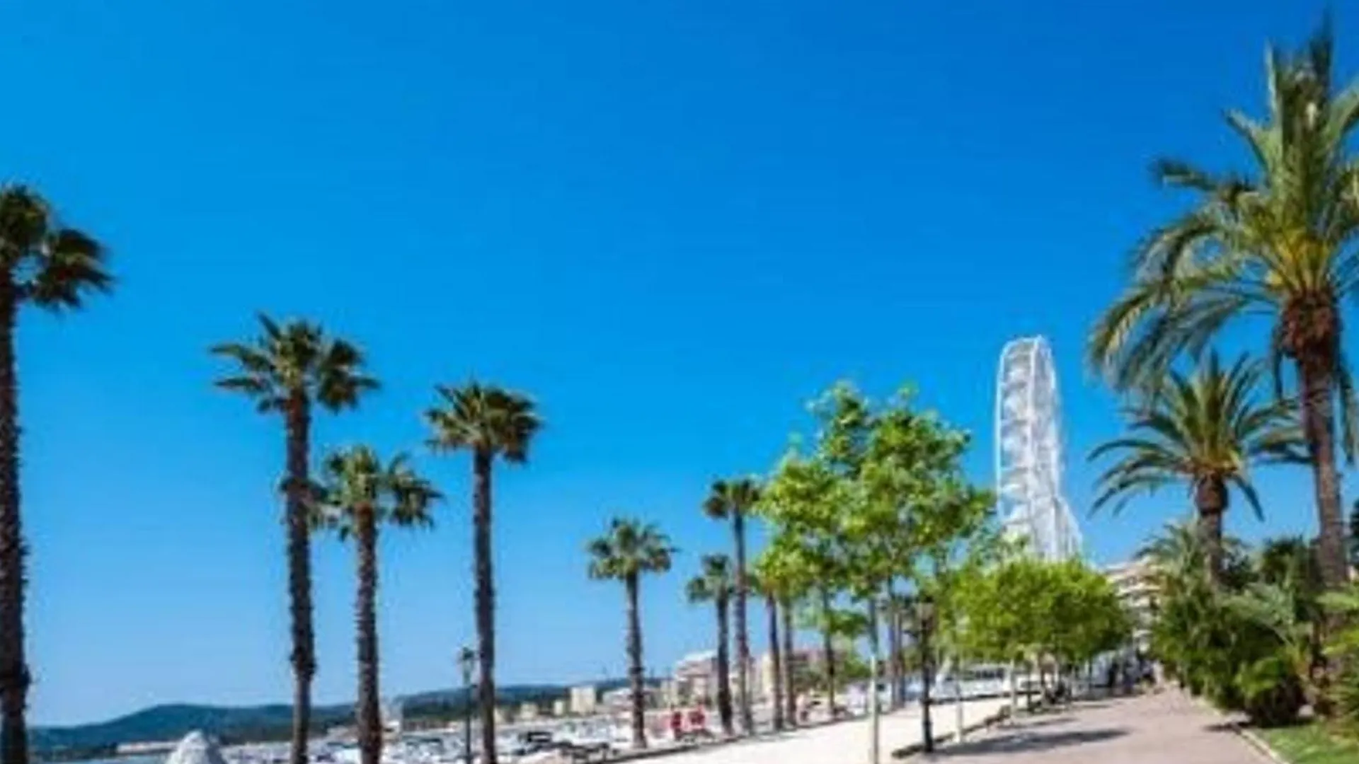 Appartement 2 Pieces, 4 Couchages, Climatise Avec Wi-Fi Et Garage - Le Lavandou - Fr-1-251-293 0*,  Francie